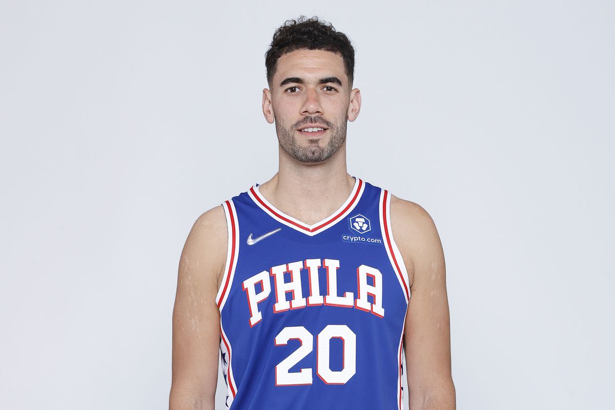 family georges niang