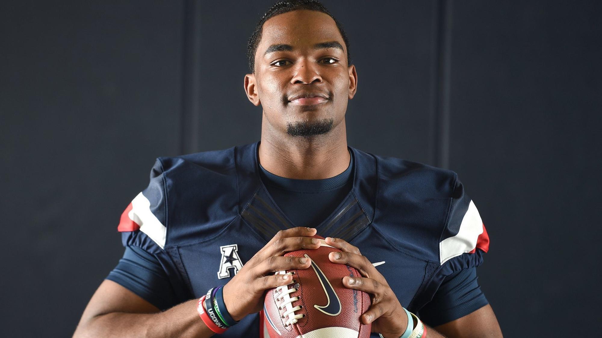 Former UConn QB David Pindell makes history in Fan Controlled